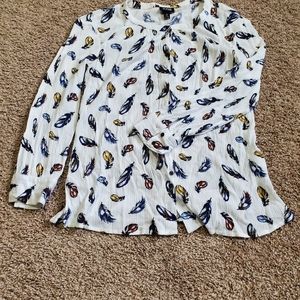 Ana woman's blouse size S white with fethers #35